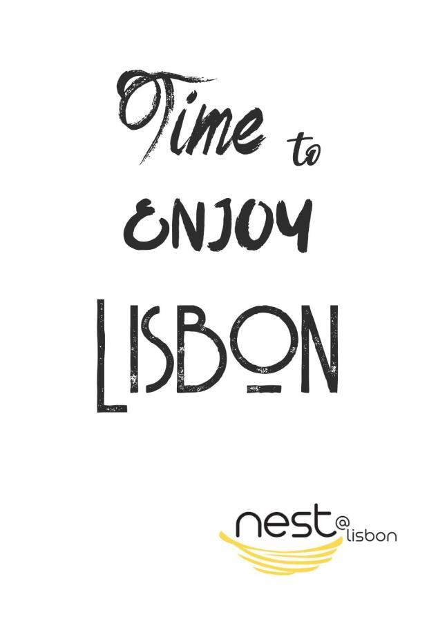 Stroll To Coffee Shops Near A Renovated Hillside Apartment In Graca Lisboa المظهر الخارجي الصورة